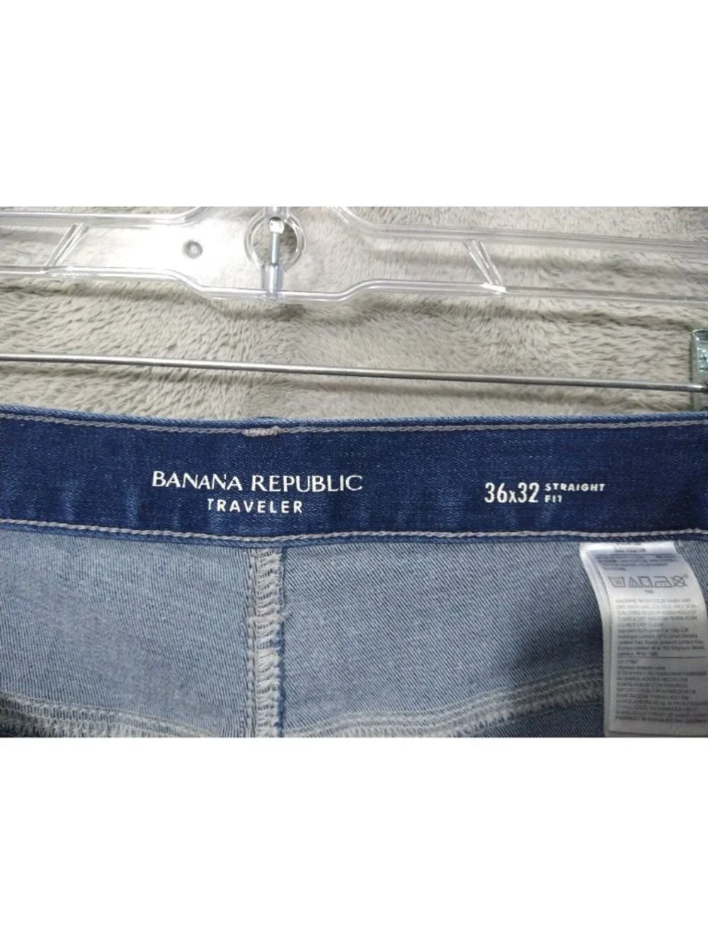Banana Republic Jeans Mens 36x32 Blue Denim Traveler Straight Fit Stretch